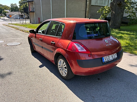 Renault Megane II 4 of 5