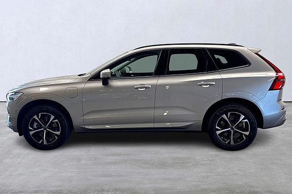 Volvo XC60 2 of 5