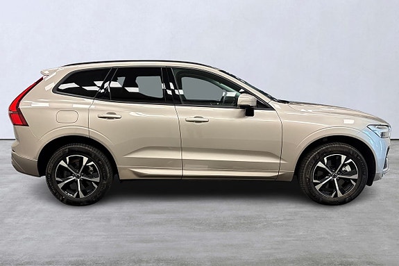 Volvo XC60 3 of 5