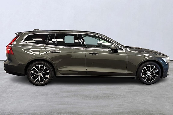 Volvo V60 3 of 5