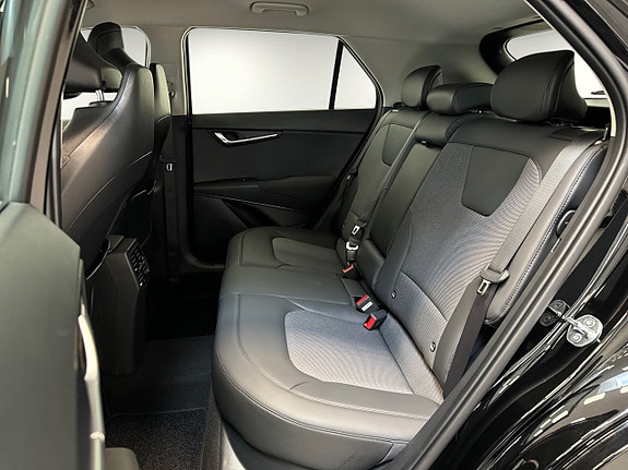 Kia Niro 9 of 17