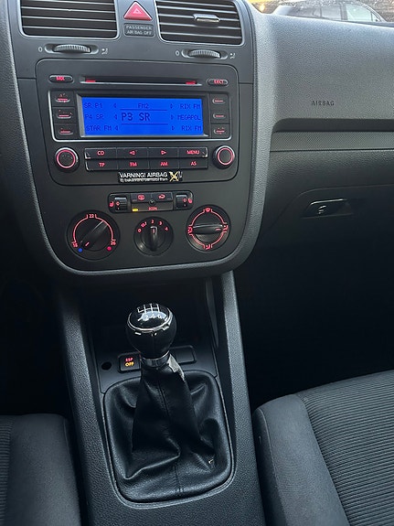 Volkswagen Golf V 6 of 10