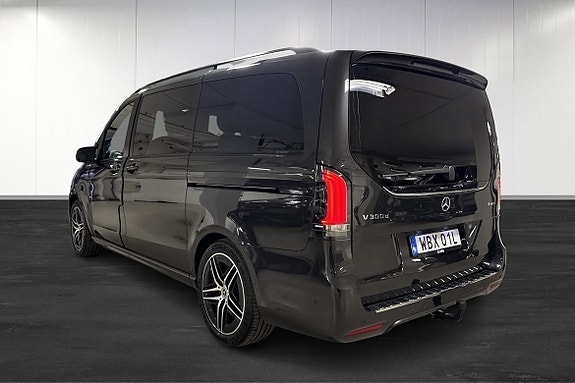 Mercedes-Benz V300 4 of 26