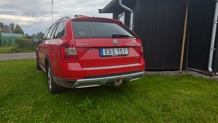 Skoda Octavia Scout 4 of 5