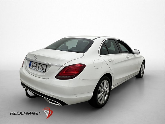 Mercedes-Benz C200 9 of 30