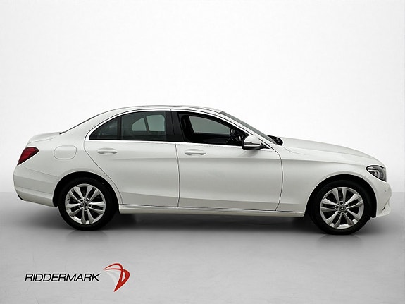 Mercedes-Benz C200 4 of 30