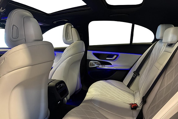 Mercedes-Benz E300 de 15 of 23