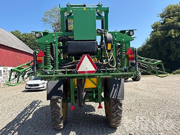 Växtskyddsspruta John Deere M740i 5 of 5