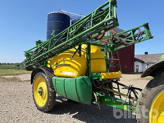 Växtskyddsspruta John Deere M740i 2 of 5