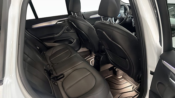 BMW X1 5 of 5