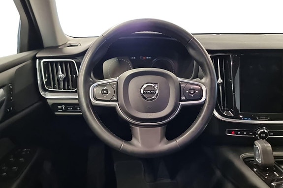 Volvo V60 11 of 22