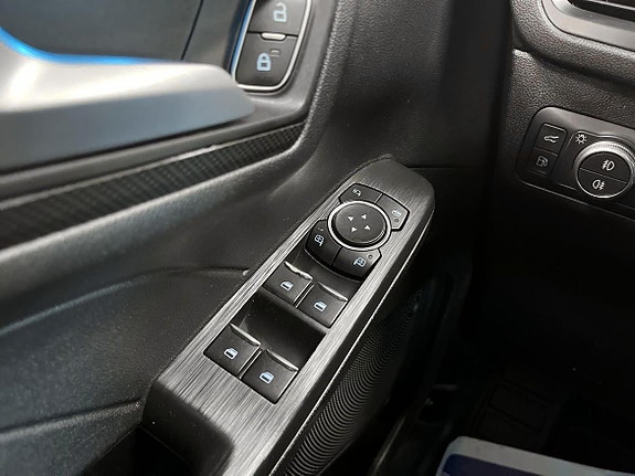 Ford Kuga 20 of 23
