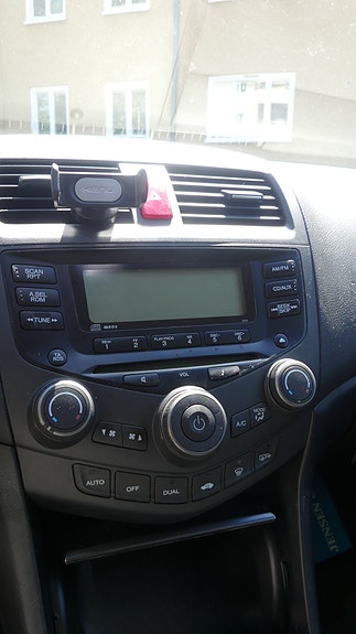 Honda Accord 10 of 14