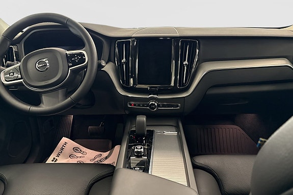 Volvo XC60 5 of 5