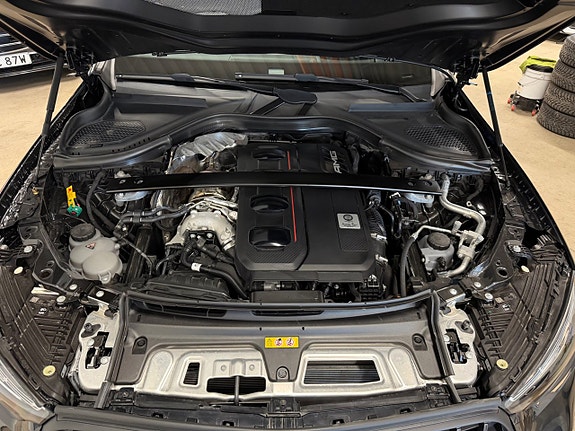 Mercedes-Benz GLC63 25 of 30