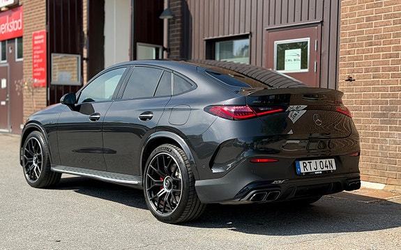Mercedes-Benz AMG GT Black Series 3 of 5