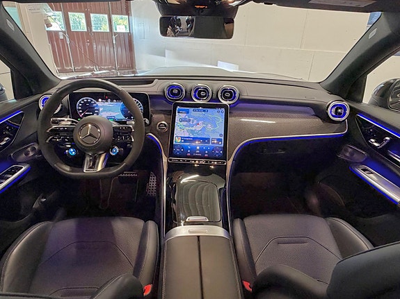 Mercedes-Benz GLC63 13 of 30