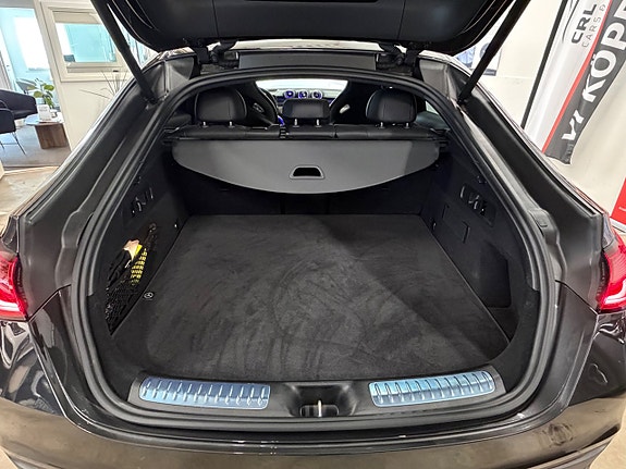 Mercedes-Benz GLC63 15 of 30