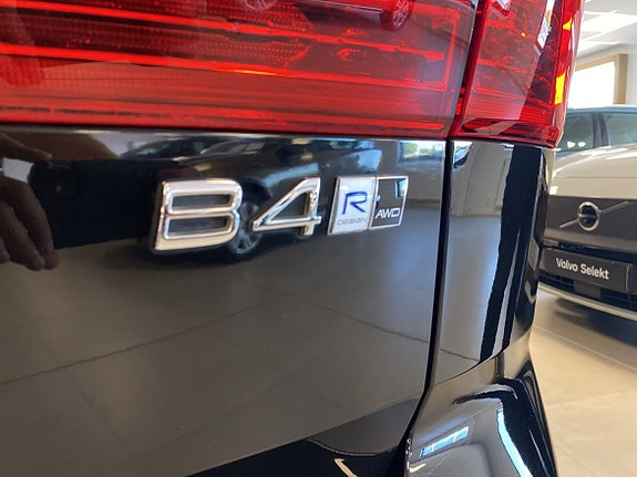 Volvo XC60 17 of 18