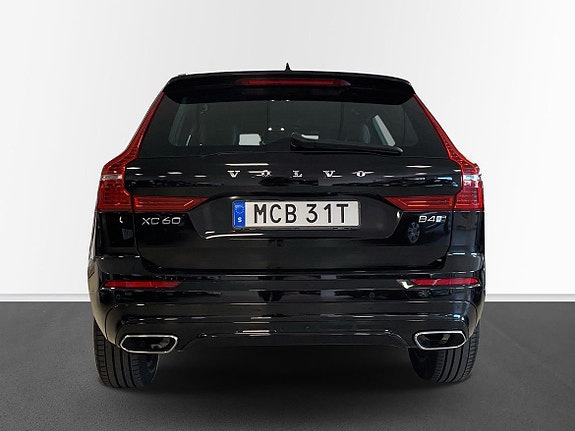 Volvo XC60 8 of 18
