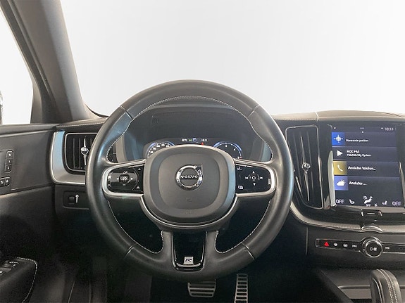 Volvo XC60 11 of 18