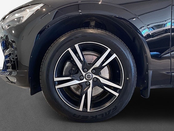 Volvo XC60 10 of 18