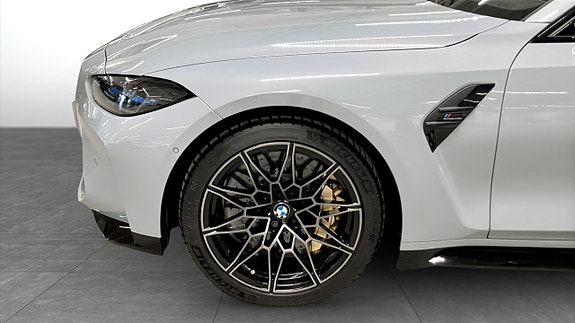 BMW M3 9 of 9