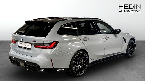 BMW M3 2 of 5