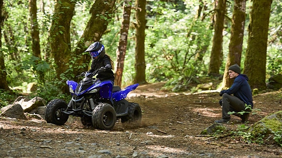 Yamaha YFM R 110 Racing Blue 3 of 5