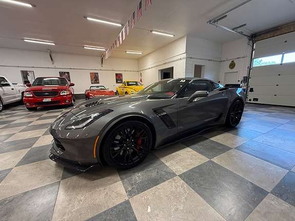 Chevrolet Corvette 12 of 30