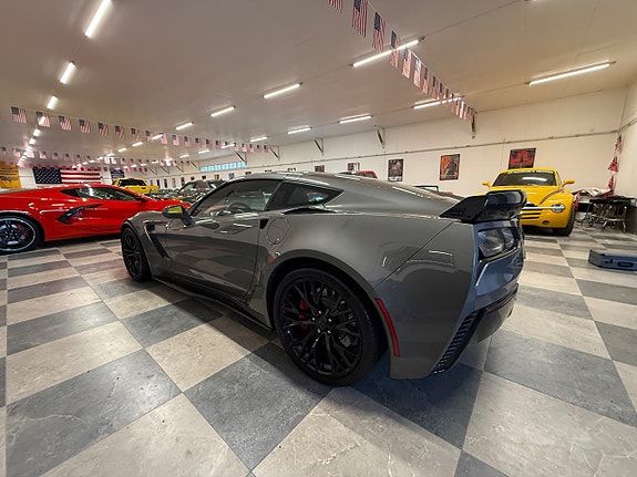 Chevrolet Corvette 7 of 30