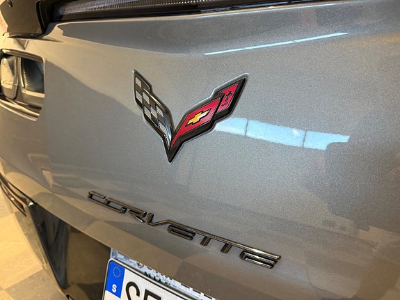 Chevrolet Corvette 19 of 30