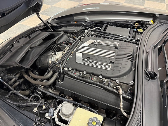 Chevrolet Corvette 30 of 30
