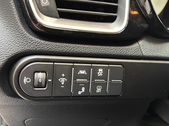 Kia Ceed 17 of 19
