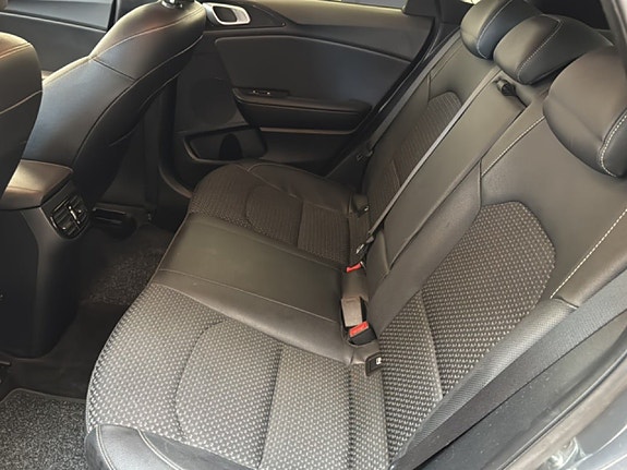 Kia Ceed 9 of 19