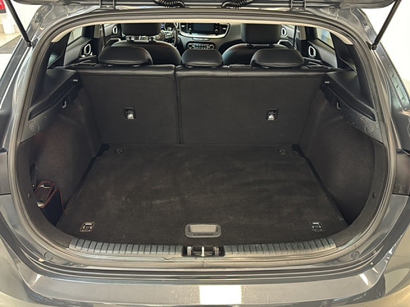 Kia Ceed 14 of 19