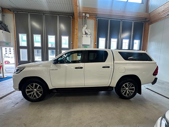 Toyota HiLux 6 of 25