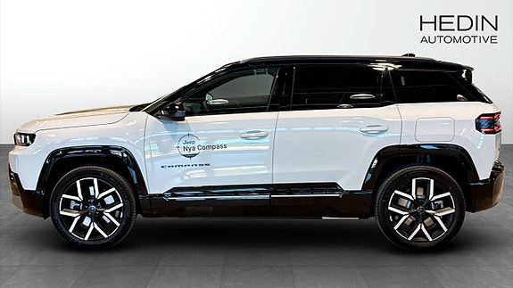 Jeep Compass 8 of 26