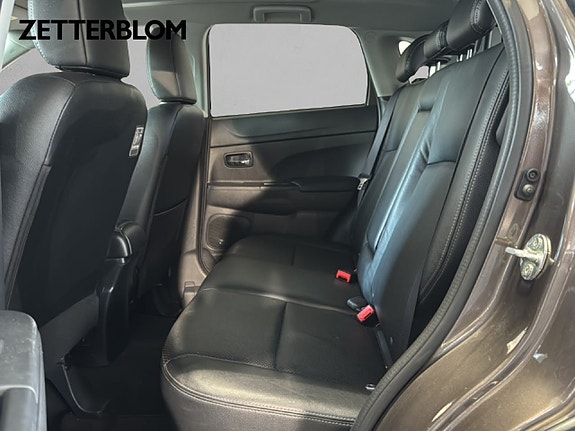 Mitsubishi ASX 9 of 17