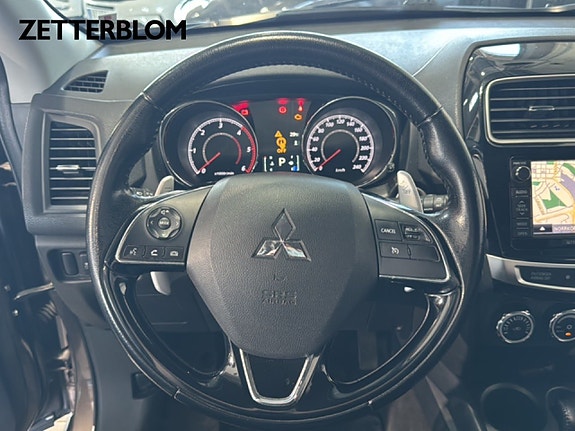 Mitsubishi ASX 12 of 17