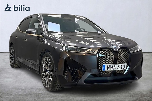 BMW iX