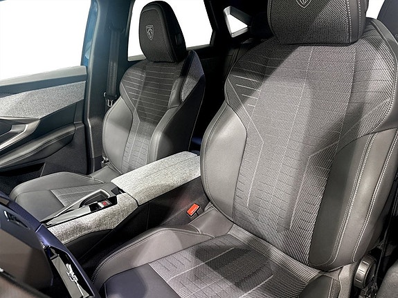 Peugeot 3008 5 of 5