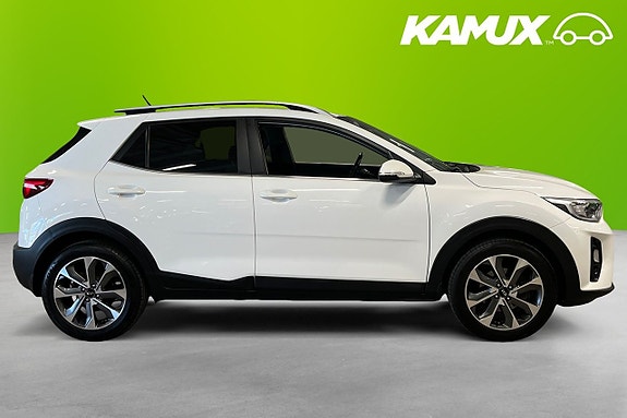 Kia Stonic 2 of 16