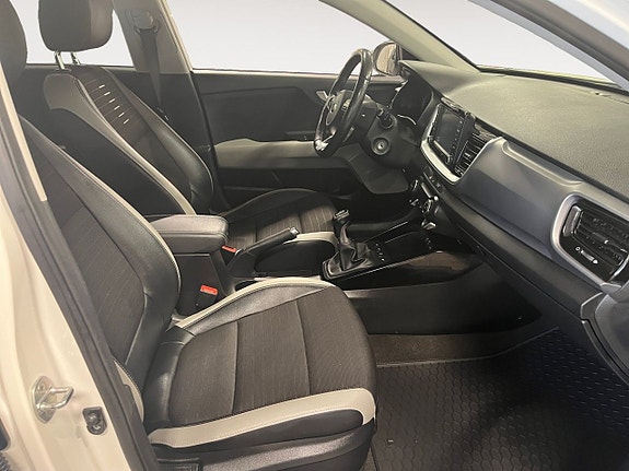 Kia Stonic 12 of 16