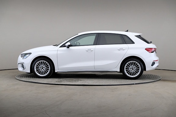 Audi A3 4 of 5