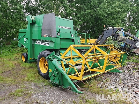 Tröska Volvo BM S 830
