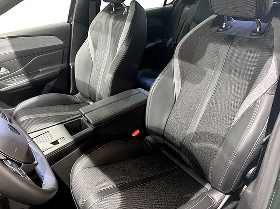 Peugeot 308 5 of 5