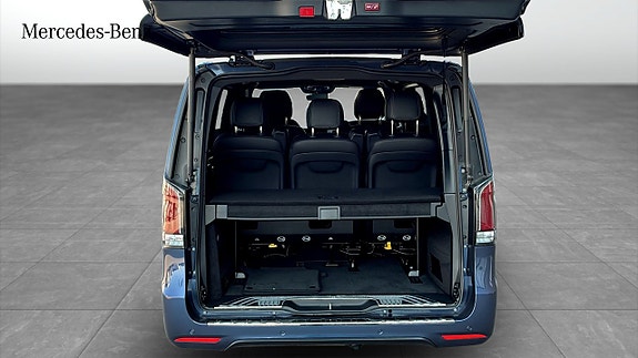 Mercedes-Benz V300 d 10 of 14