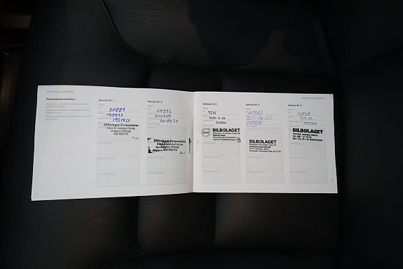 Volvo XC60 15 of 19