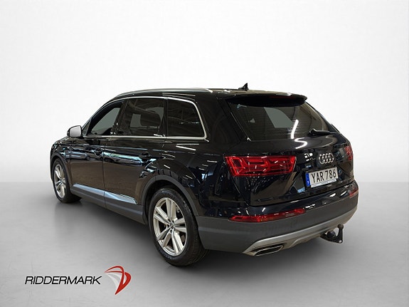 Audi Q7 8 of 30